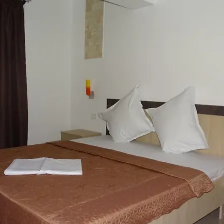 Casa Borbel Gratiela Affittacamere 3*